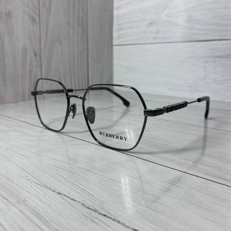 Изображение Burberry Be1381
