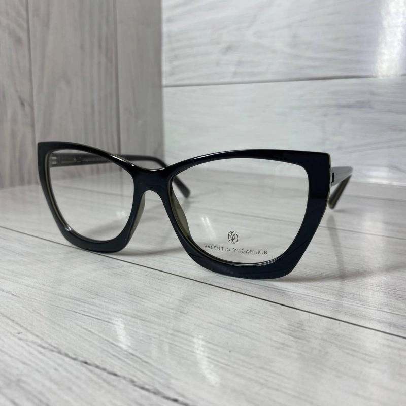 Изображение VALENTIN YUDASHKIN Vy801 c451B