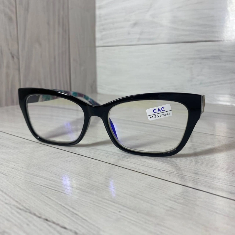 Изображение EAE 2298 c1 +2.25d