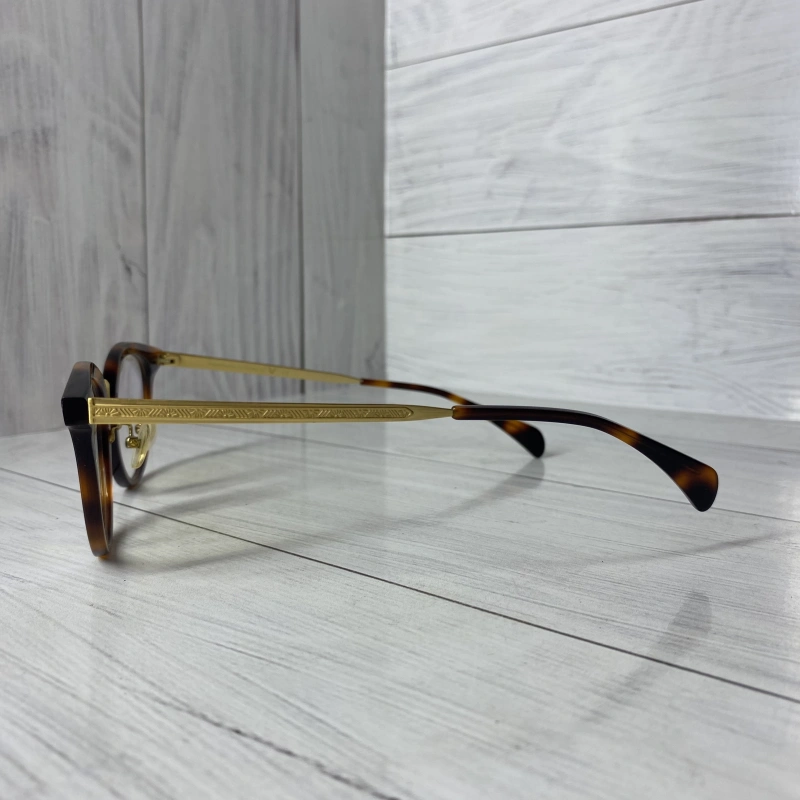 EYEWEAR V2025 c02 № 2 