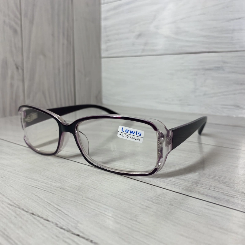 Изображение Lewis 0001 c3 -4.50d