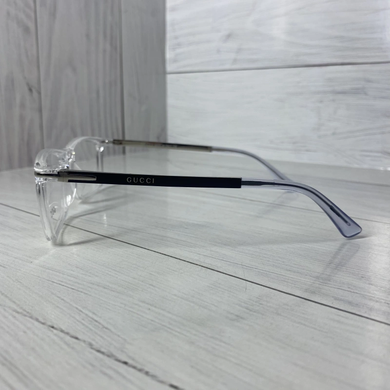 GUCCI Gg1105 c18 № 2 