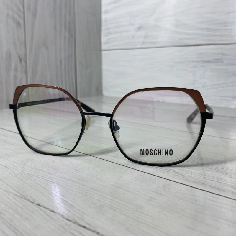 Изображение Moschino Mo576 05