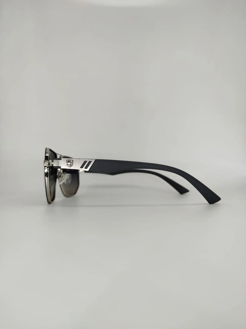 MEDICI Rm76003 c05 № 2 